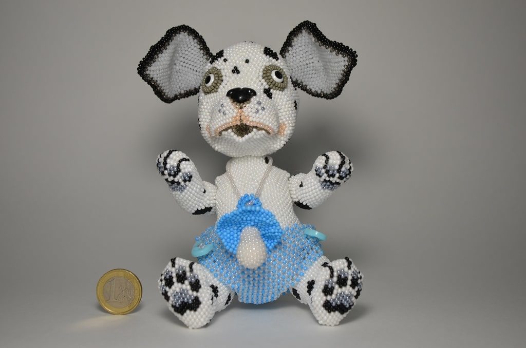 Далматинец с соской